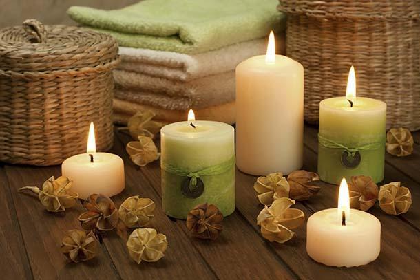 Le candele: un'idea speciale, divertente e rilassante per scaldare il tuo  Natale