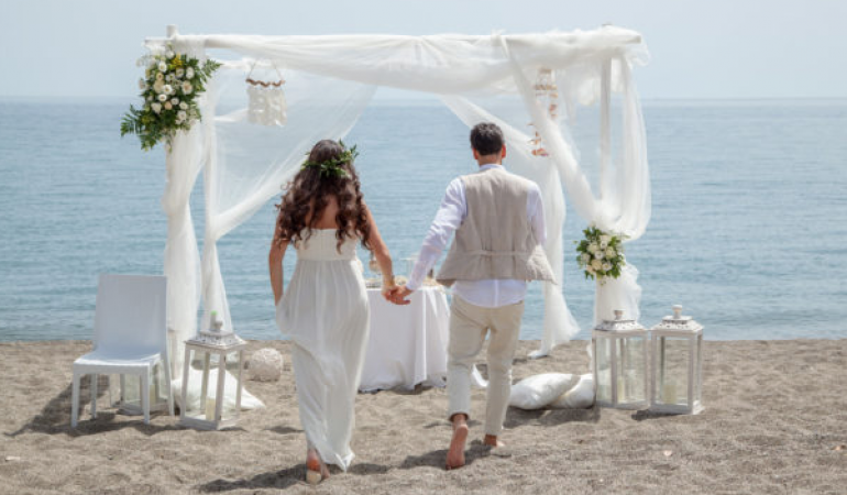 Matrimoni In Riva Al Mare Il Costo E Salato Dal 1 Settembre Nozze Con Rito Civile Possibili Anche In Spiaggia Location Che Attira Sempre Di Piu Gli Sposi